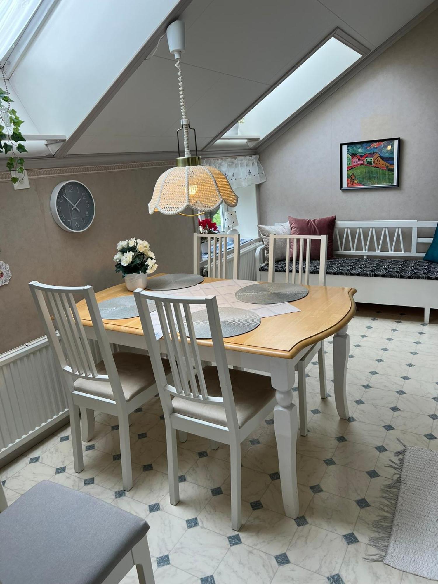 Rosa Huset Osebol Apartment Stöllet Exterior foto
