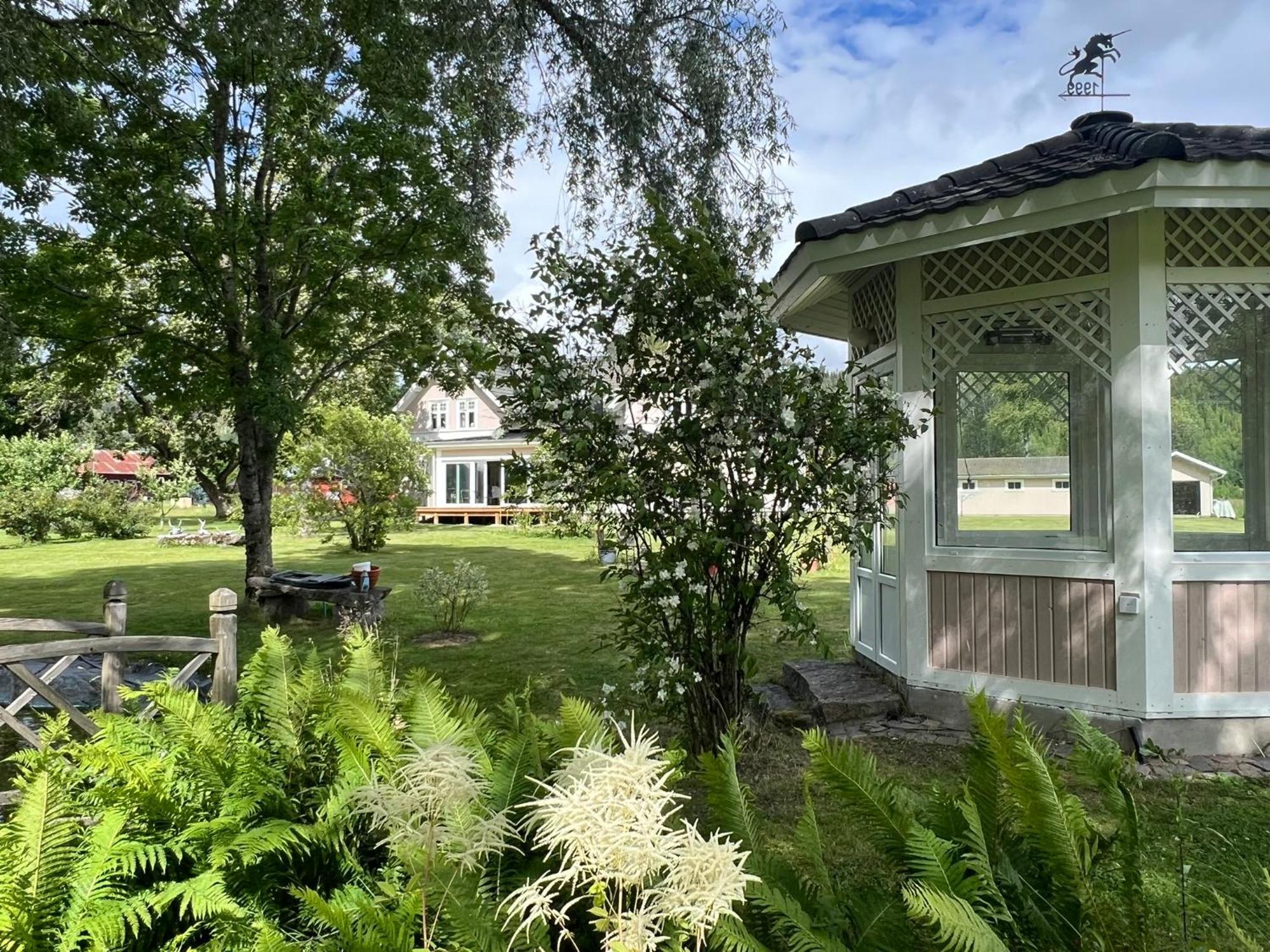 Rosa Huset Osebol Apartment Stöllet Exterior foto