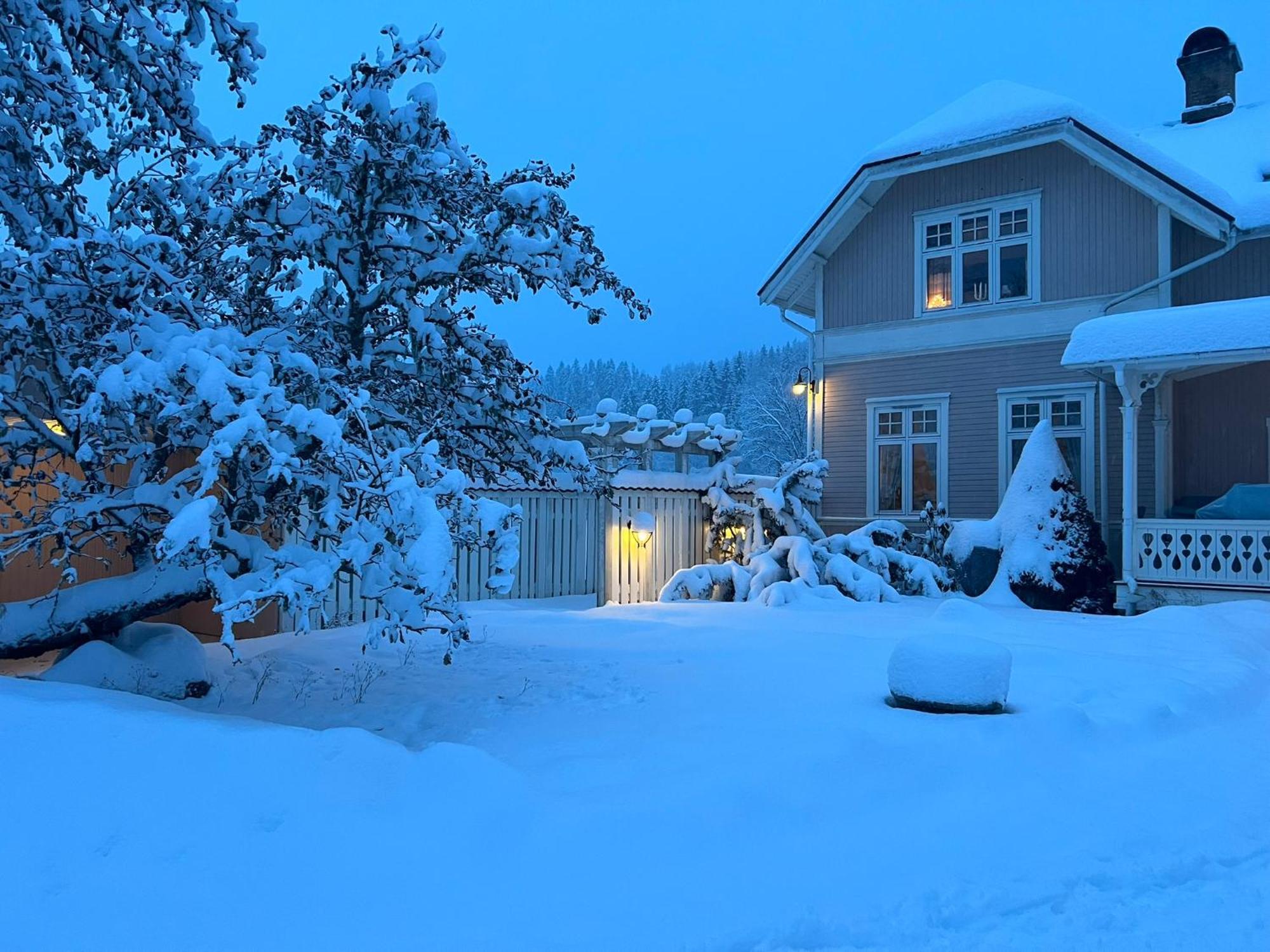 Rosa Huset Osebol Apartment Stöllet Exterior foto